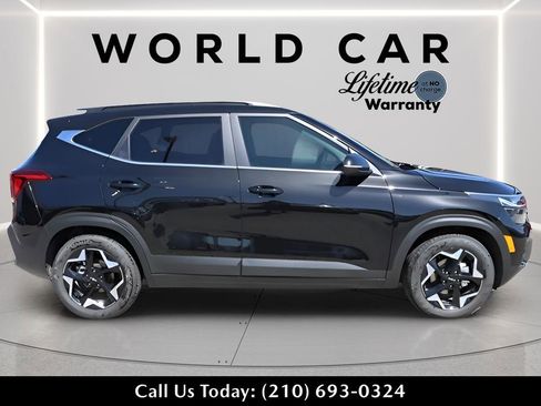 New 2025 Kia Seltos EX FWD image 8