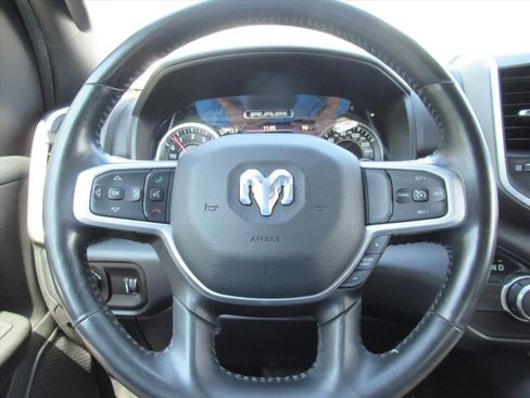Used 2022 RAM 1500 Big Horn w/ Night Edition RWD image 21