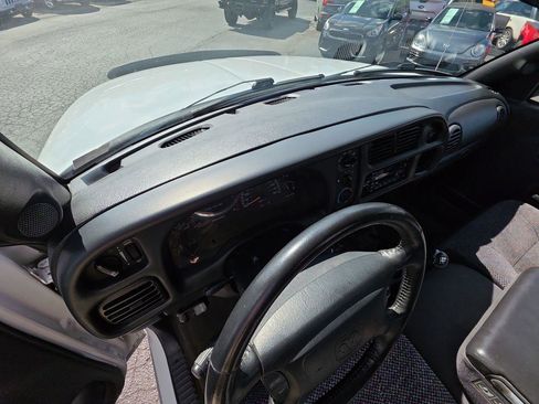 Used 2002 Dodge Ram 2500 Truck 4x4 Quad Cab image 26