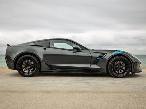 Used 2017 Chevrolet Corvette Grand Sport image 5