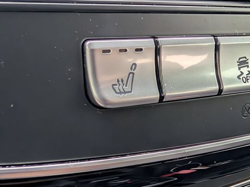 Used 2019 Mercedes-Benz GLS 450 4MATIC image 21