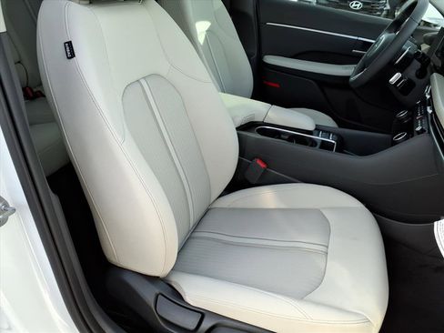 New 2026 Hyundai Sonata SEL image 7