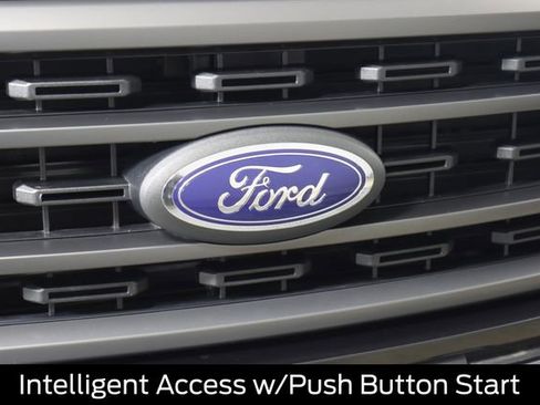 Certified 2022 Ford F150 XLT w/ Equipment Group 302A High image 17