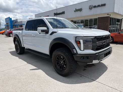 Used 2025 Ford F150 Raptor AWD/4WD image 4