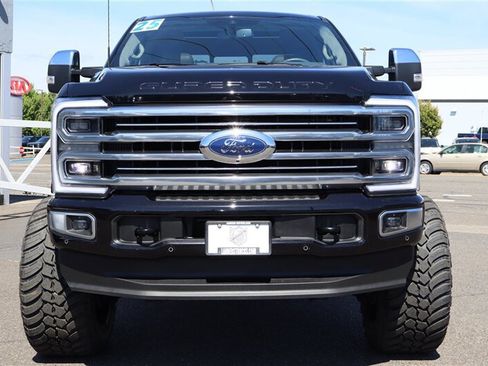 Used 2025 Ford F350 Platinum w/ Platinum Plus Package AWD/4WD image 8