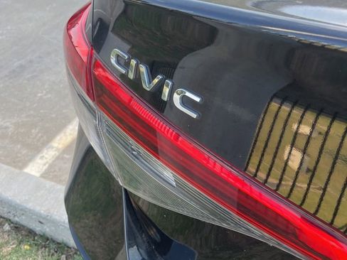 Used 2022 Honda Civic LX image 8
