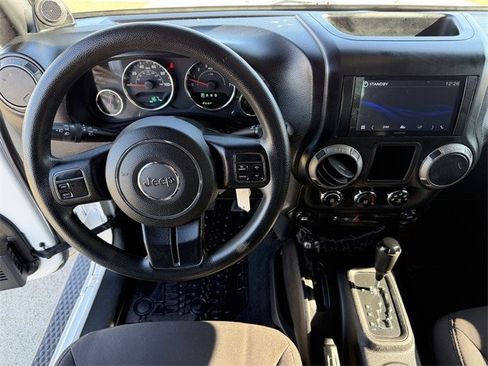 Used 2014 Jeep Wrangler Sport image 13