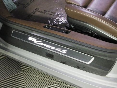 Used 2024 Porsche 911 Carrera S image 16