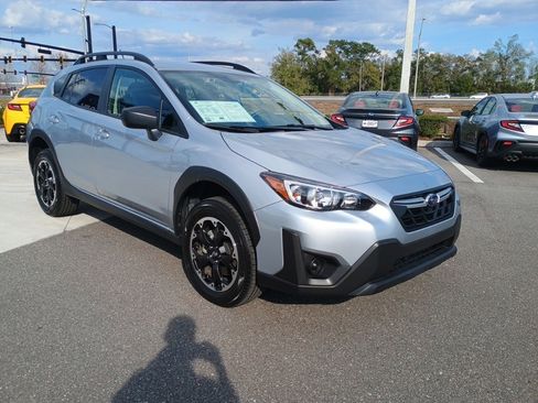 Certified 2023 Subaru Crosstrek 2.0i image 3
