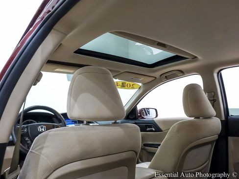 Used 2014 Honda Accord EX image 17