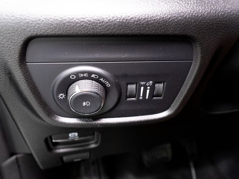Used 2025 Jeep Grand Cherokee Summit w/ Adv Protech Group IV AWD/4WD image 33