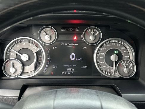 Used 2016 RAM 1500 Limited image 10