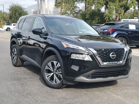 Certified 2023 Nissan Rogue SV image 31