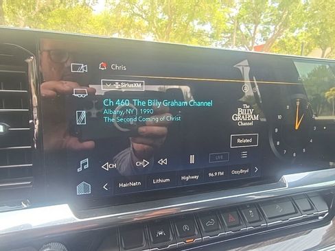 Used 2024 Chevrolet Silverado 1500 LT image 23