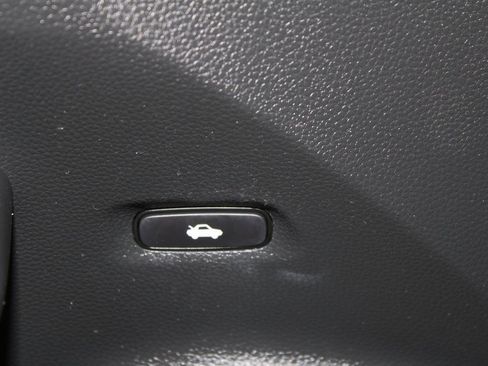 Used 2023 Honda Civic LX image 10