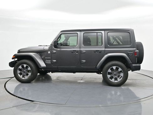 Used 2021 Jeep Wrangler Unlimited Sahara AWD/4WD image 8