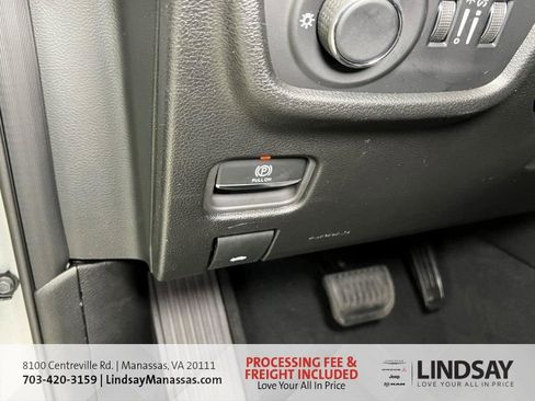 New 2025 Jeep Grand Cherokee Altitude AWD/4WD image 31