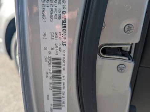 Used 2015 Dodge Journey SE image 22