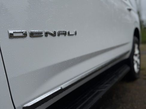 Used 2024 GMC Yukon Denali image 84