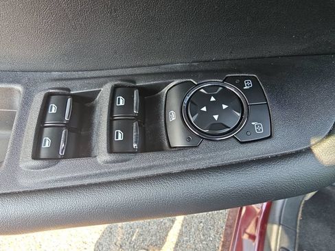 Used 2024 Ford Edge SEL AWD/4WD image 26