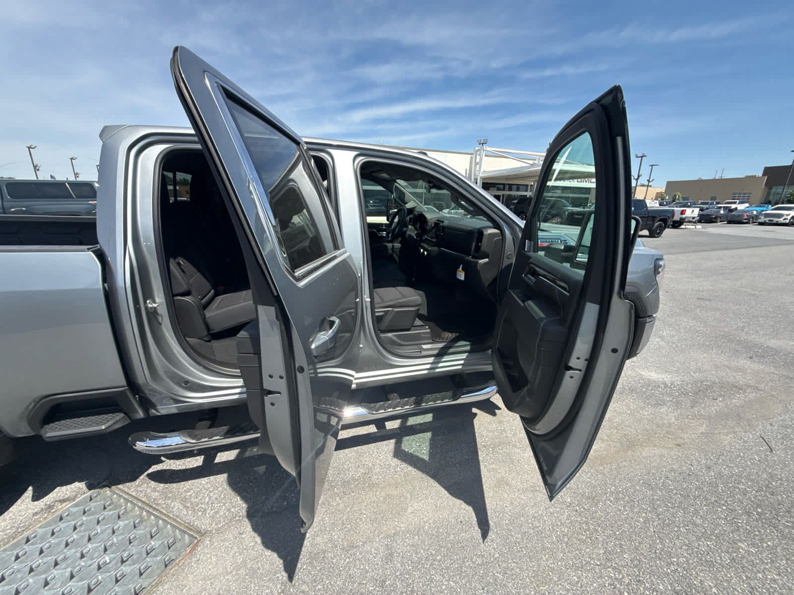 New 2026 GMC Sierra 2500 SLE w/ SLE Value Package; AWD/4WD image 38