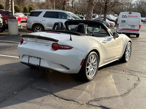 Used 2016 MAZDA MX-5 Miata Grand Touring image 6