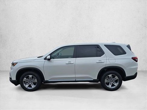 New 2025 Honda Pilot EX-L image 8