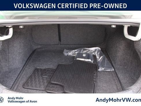Used 2026 Volkswagen Jetta Sport FWD image 9