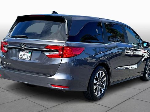 Used 2023 Honda Odyssey EX-L image 12