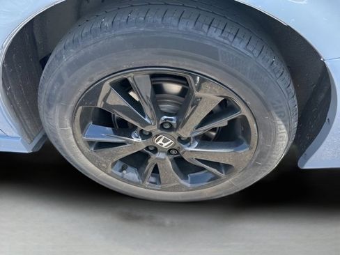 Used 2023 Honda Odyssey Sport image 9
