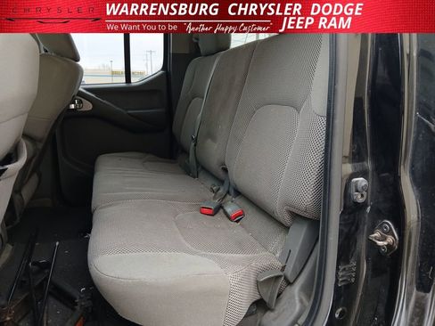 Used 2013 Nissan Frontier SV w/ SV Value Truck Pkg image 11