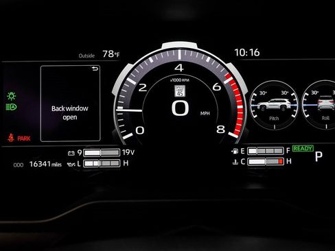 Used 2024 Toyota Sequoia Platinum image 39