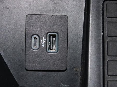 Used 2023 Ford F150 Platinum w/ Equipment Group 701A High AWD/4WD image 52