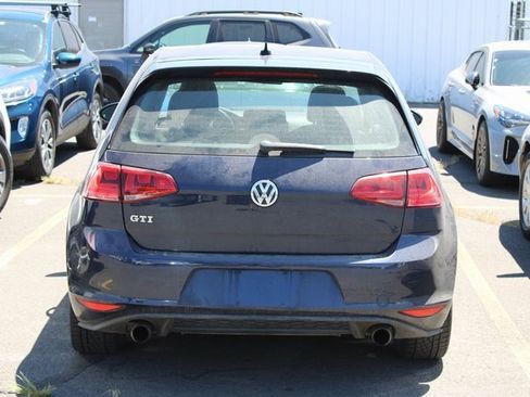 Used 2015 Volkswagen Golf 2-Door image 3