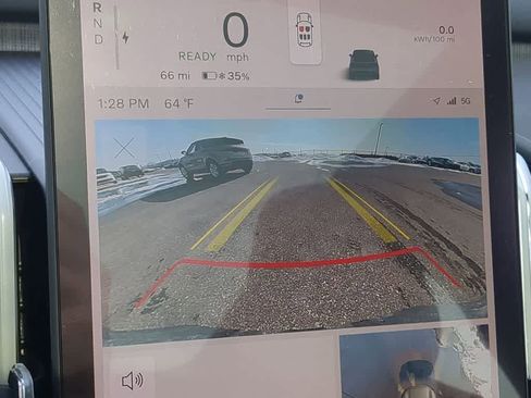 New 2026 Volvo EX30 Cross Country Ultra w/ Protection Package Premier image 27