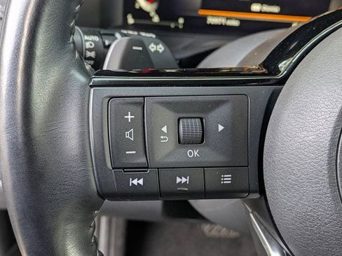 Used 2022 Nissan Pathfinder Platinum w/ Cargo Package image 19