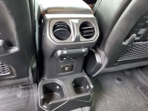 Used 2022 Jeep Gladiator Rubicon w/ LED Lighting Group image 15