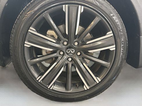 Used 2021 INFINITI QX50 Luxe w/ Appearance Package AWD/4WD image 11