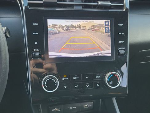 Certified 2022 Hyundai Tucson SE w/ Winter Package image 12