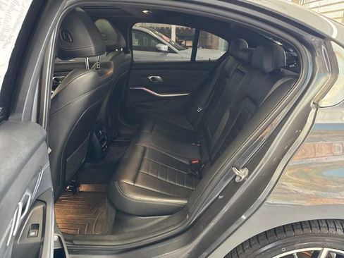 Used 2019 BMW 330i xDrive 330i xDrive w/ Driving Assistance Package image 38