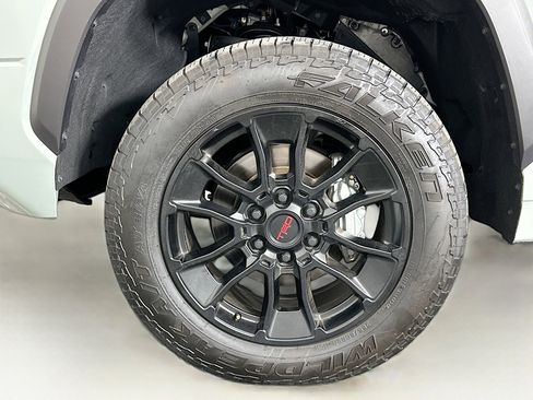 Used 2025 Toyota Tundra SR5 w/ SR5 Convenience Package AWD/4WD image 11