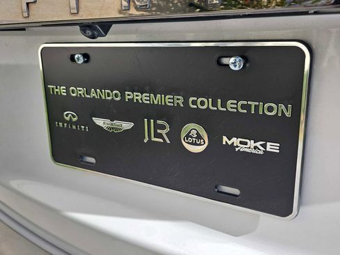 Certified 2024 INFINITI QX80 Premium Select w/ All-Season Package image 6