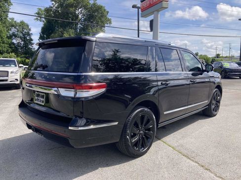 Used 2024 Lincoln Navigator L Reserve AWD/4WD image 3