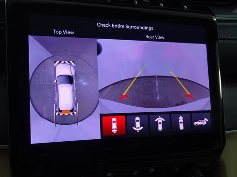 New 2025 Jeep Grand Cherokee L Limited image 10