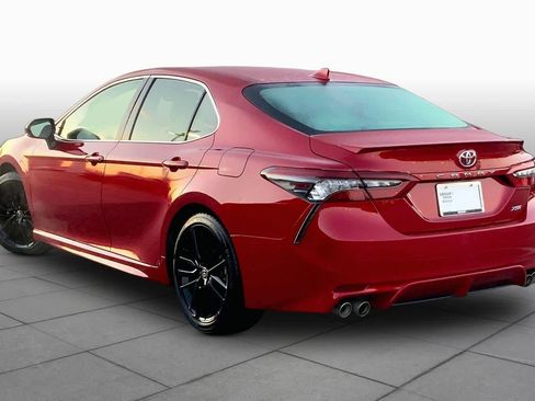 Used 2023 Toyota Camry XSE FWD image 12