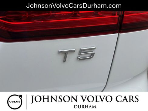 Used 2020 Volvo V60 T5 Momentum w/ Protection Package Premier image 6