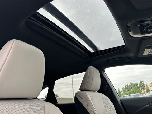 Used 2023 Lexus RX 350 Premium image 20