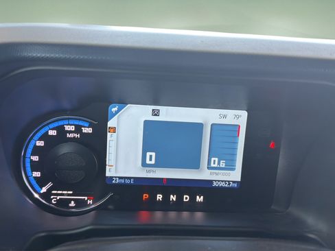 Used 2023 Ford Bronco Outer Banks AWD/4WD image 8