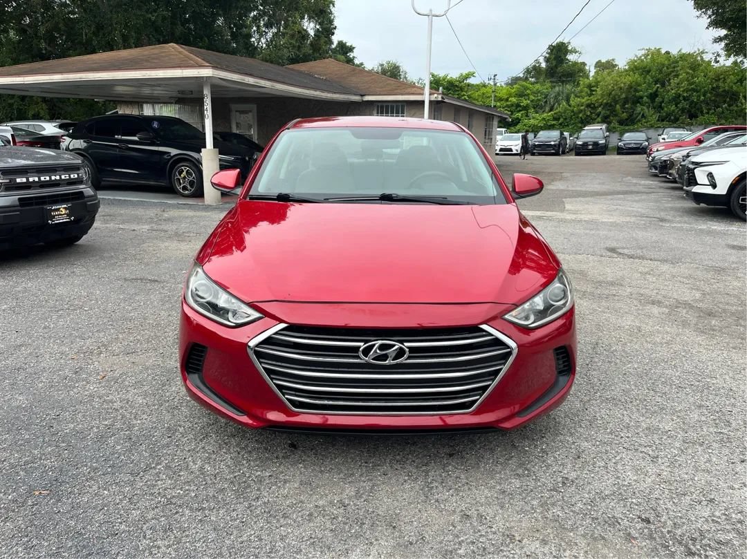 Used 2018 Hyundai Elantra SEL FWD image 2