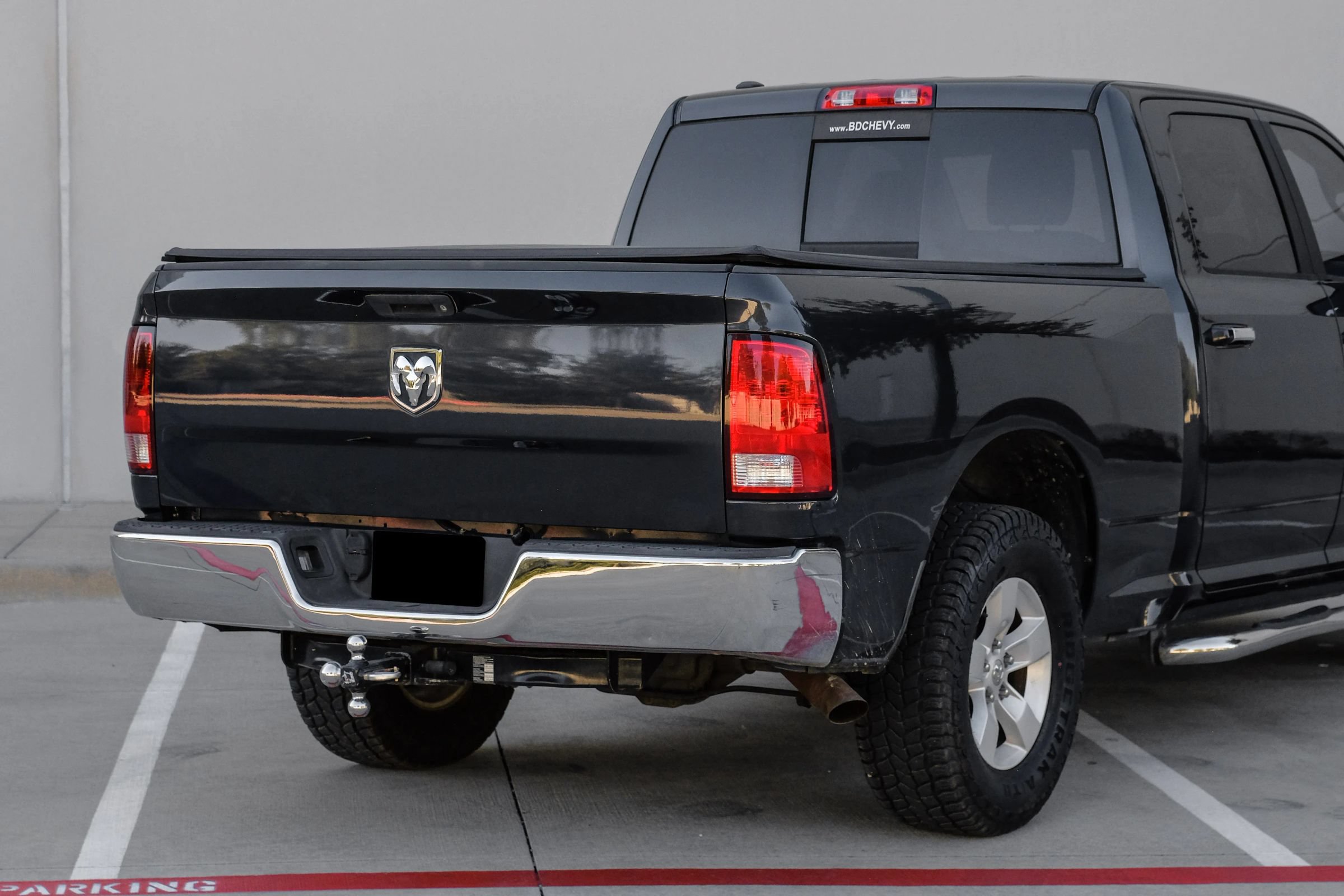 Used 2017 RAM 1500 Classic SLT RWD image 12